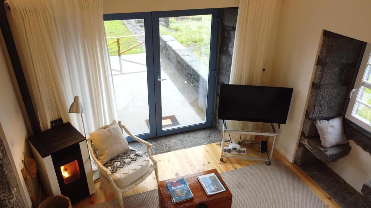 Casa Da Ribeirinha Villa Ribeirinha  ภายนอก รูปภาพ