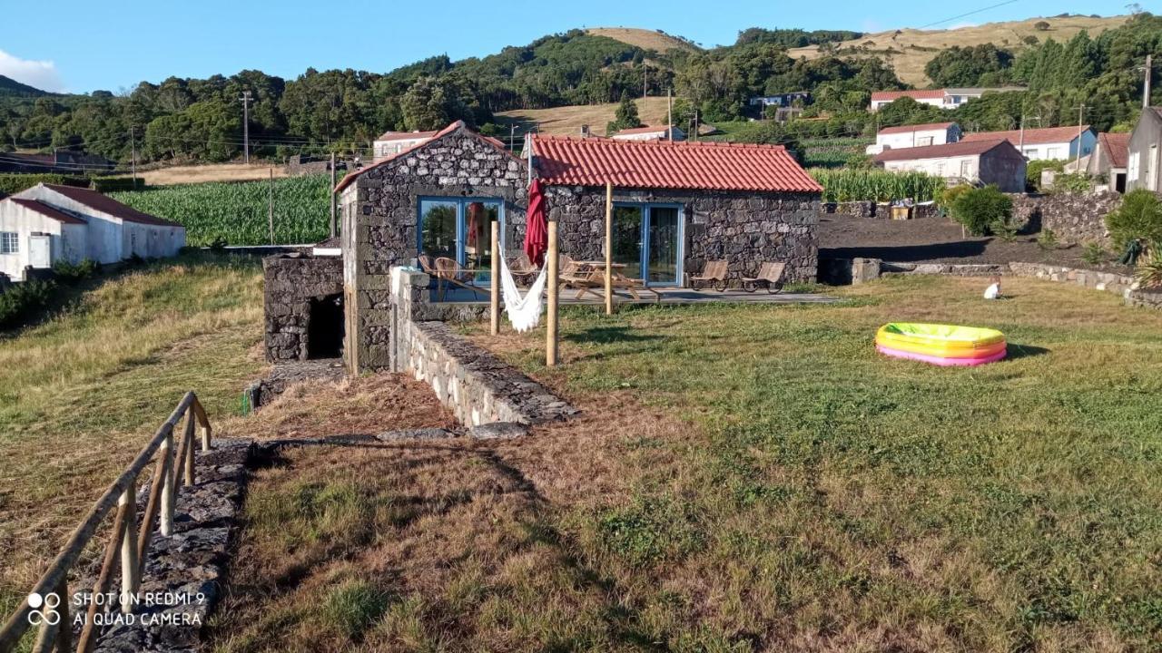Casa Da Ribeirinha Villa Ribeirinha  ภายนอก รูปภาพ